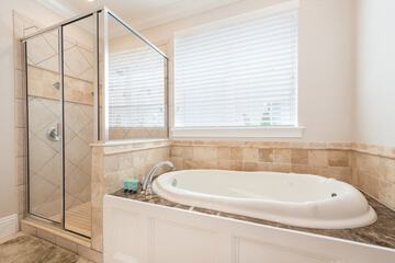 Jetted tub