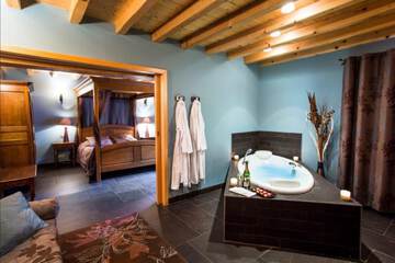 Jetted tub