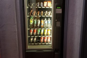 Vending machine