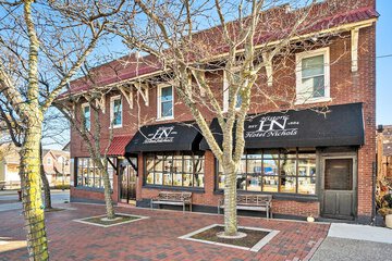 Historic Hotel Nichols