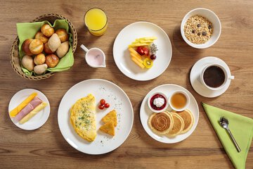 Breakfast meal