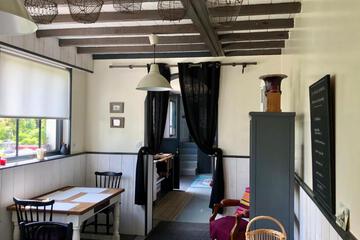 Photo 44