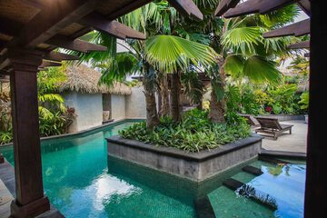 Private pool