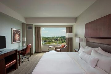 Room 29 of 46