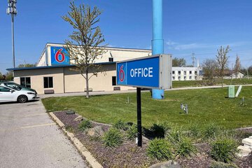Studio 6 Peoria IL