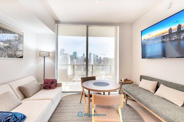 Room 18 of 38
