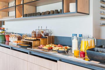 Breakfast buffet