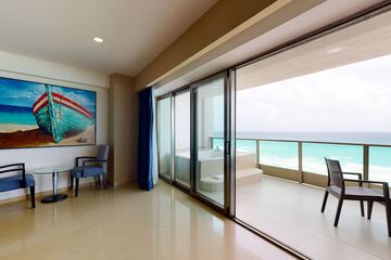 Beach/ocean view