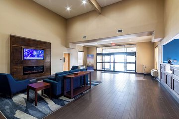 Hotel Interior 10 of 39