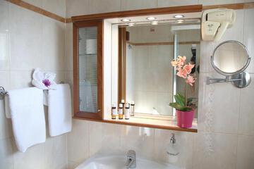Photo 42