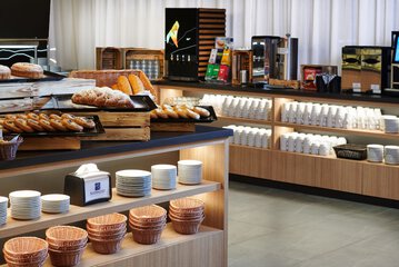 Breakfast buffet