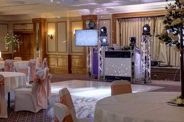 Indoor wedding