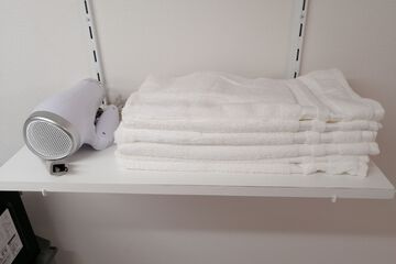 Bathroom amenities
