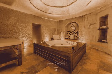 Jetted tub
