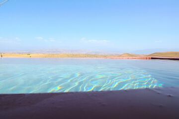 Private pool