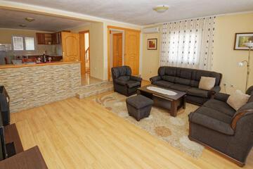 Photo 49