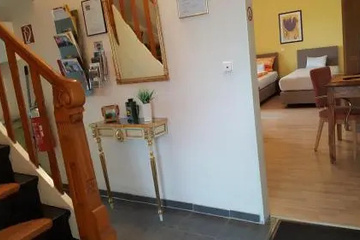 hotel_rooms