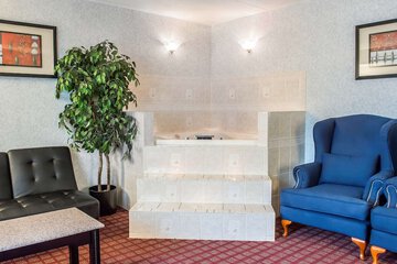 Quality Inn & Suites North