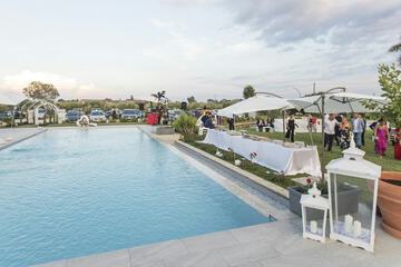 Infinity pool