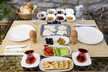 Breakfast meal