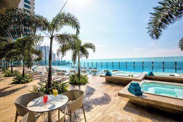 Infinity pool