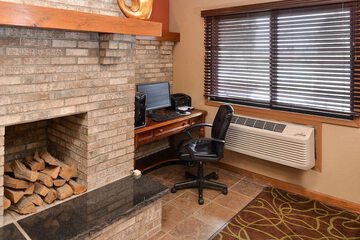 Business Center 49 of 50