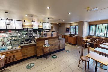 Coffee shop