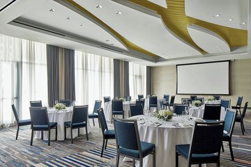 Ballroom/Hall 79 of 85