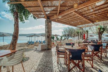 Beach bar