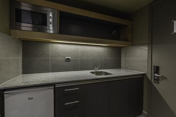 Private kitchenette