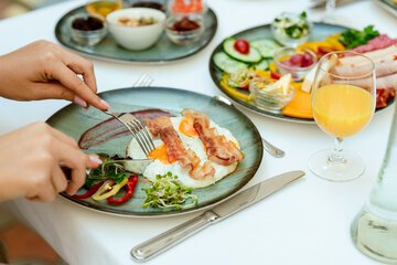 Breakfast buffet