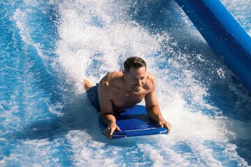 Surfing/boogie boarding