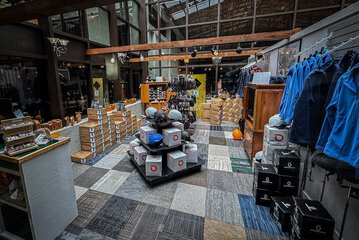 Gift shop