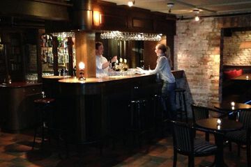 Sports bar