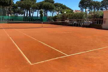 Tennis court