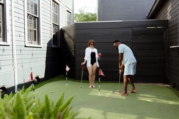 Mini-golf