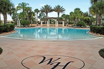 Exercise/lap pool