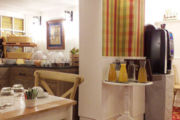 Coffee shop