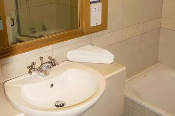 Photo 46
