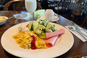 Breakfast meal