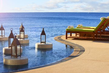 Infinity pool