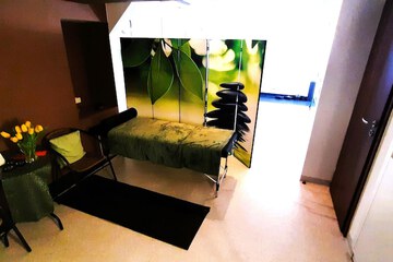 Massage in accommodation