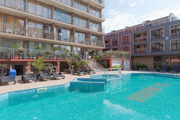 Sundeck