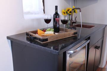 Mini-refrigerator