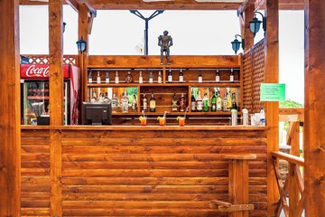 Poolside bar