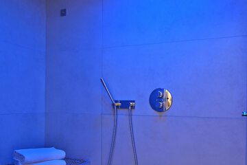 Steam room