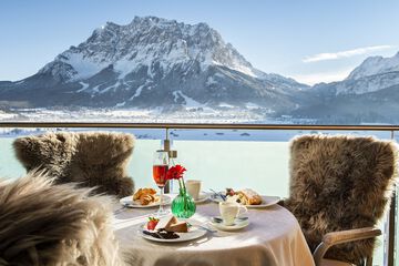 Coffee service