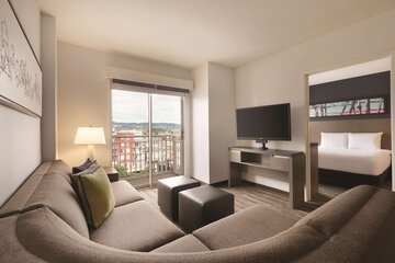 Room 18 of 29