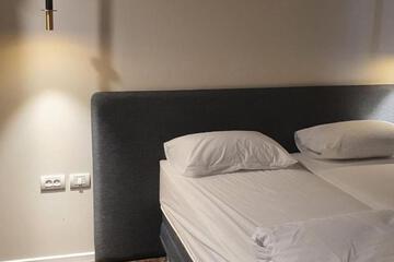 Photo 38