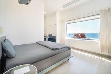 Beach/ocean view